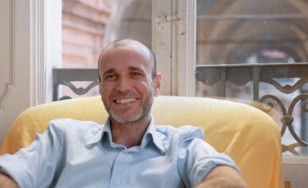 La ragione delle mani. Dialogo con Emidio Clementi