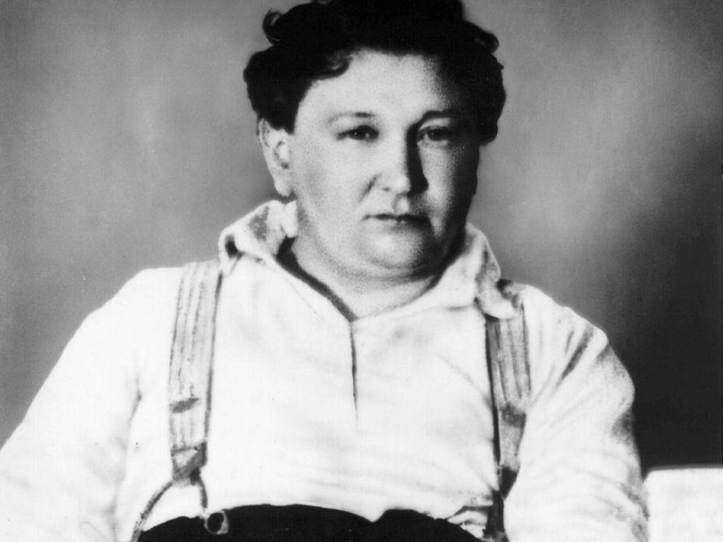 Nove morti letterarie involontarie e una volontaria